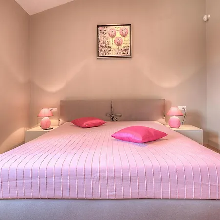 Cosima Tatil Evi *